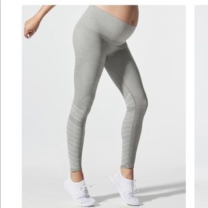 SPORTSUPPORT® HIPSTER CONTOUR LEGGING